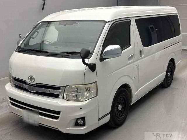 2011 Toyota Regiusace Van