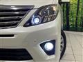 2013 Toyota Alphard Hybrid