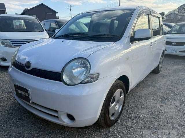 2003 Toyota Sienta