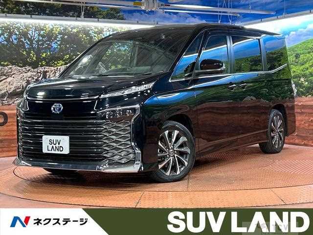 2023 Toyota Voxy