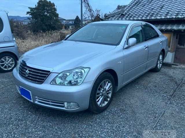 2005 Toyota Crown