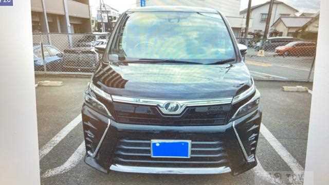 2018 Toyota Voxy