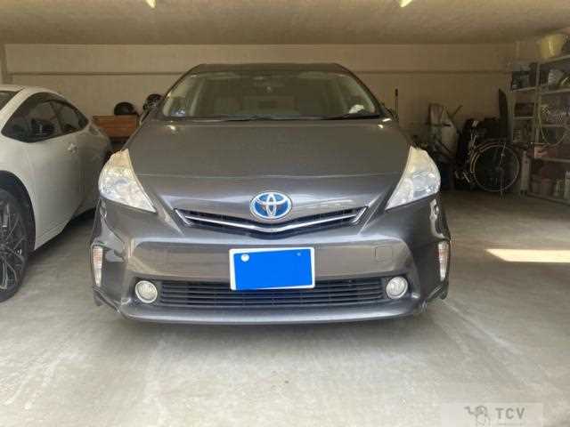 2012 Toyota PRIUS α