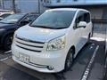 2008 Toyota Noah