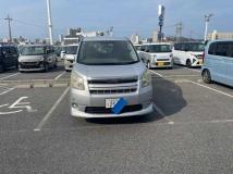 2009 Toyota Noah
