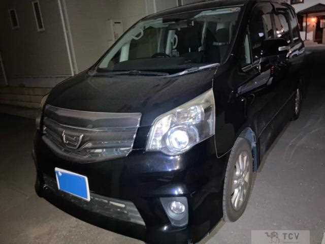 2011 Toyota Noah