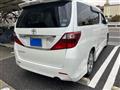 2011 Toyota Alphard G