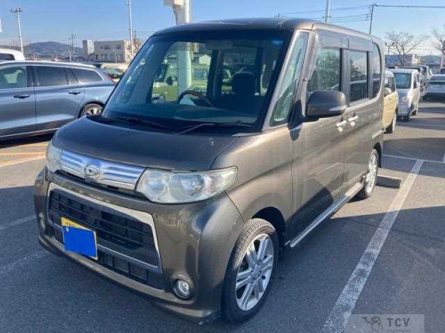 2011 Daihatsu Tanto