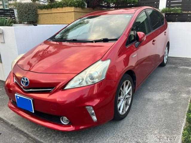 2012 Toyota PRIUS α