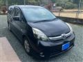 2013 Toyota Isis
