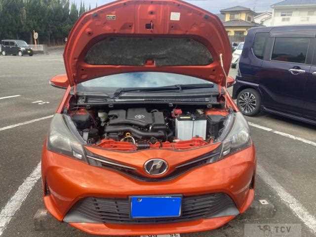 2015 Toyota Vitz