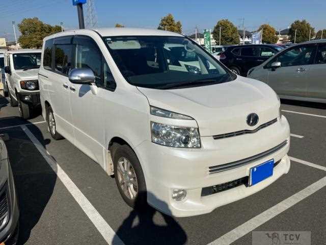2009 Toyota Voxy