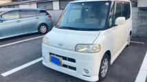 2004 Daihatsu Tanto