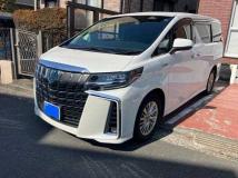 2018 Toyota Alphard Hybrid
