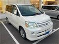 2006 Toyota Noah