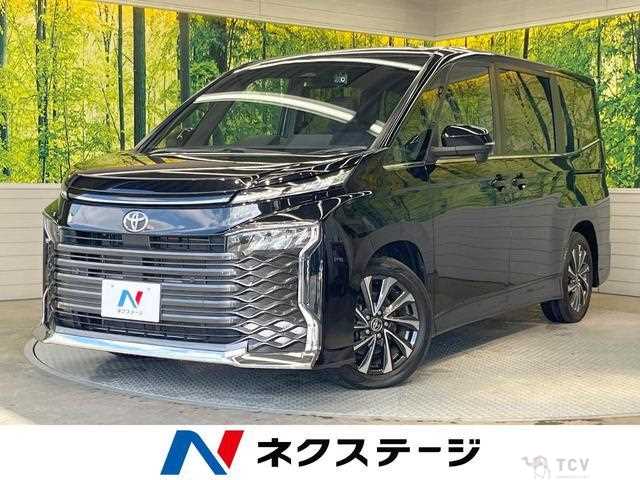 2022 Toyota Voxy