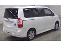 2012 Toyota Noah