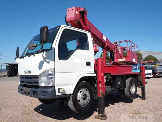 2014 Isuzu Elf Truck