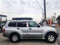 2002 Mitsubishi Pajero