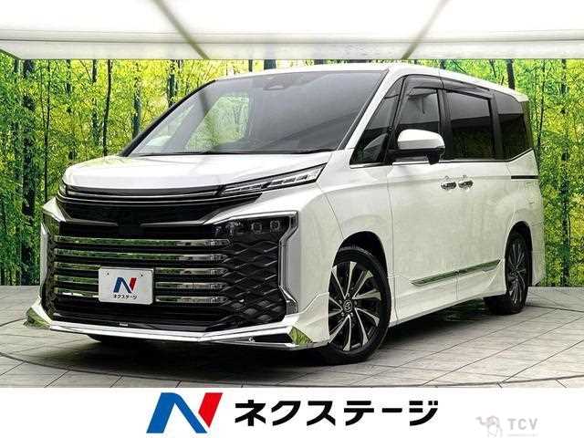 2023 Toyota Voxy