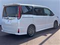 2015 Toyota Noah