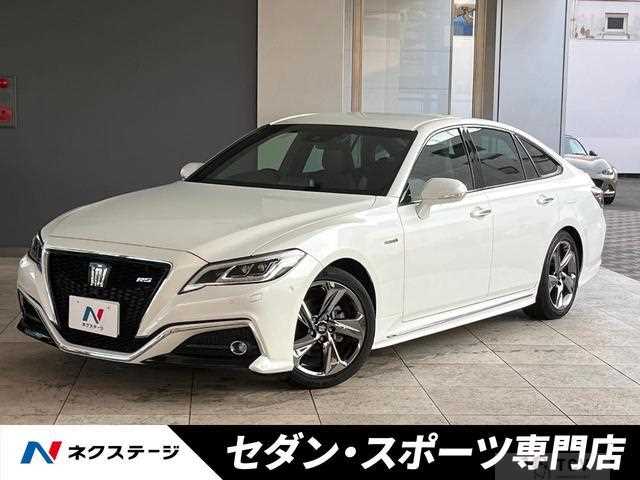 2018 Toyota Crown Hybrid