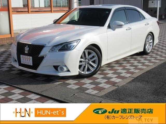 2013 Toyota Crown