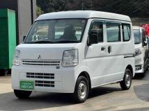 2017 Mitsubishi Minicab Van
