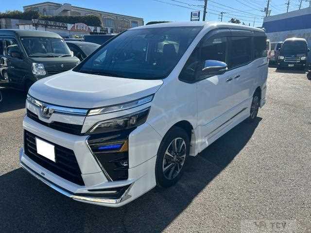2019 Toyota Voxy