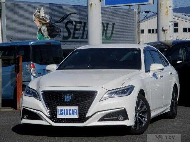 2019 Toyota Crown Hybrid