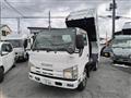 2013 Isuzu Elf Truck