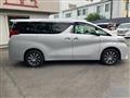 2015 Toyota Alphard Hybrid