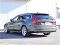 2018 Volvo V90