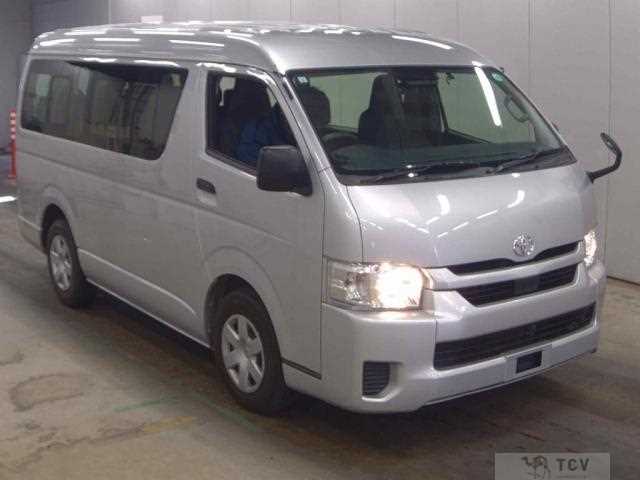 2022 Toyota Hiace Wagon