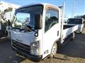 2012 Isuzu Elf Truck