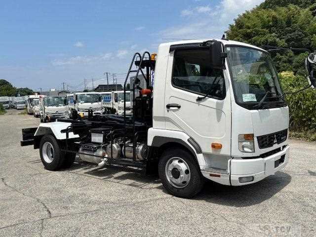 2025 Mitsubishi Fuso Fighter