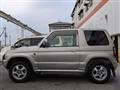 2006 Mitsubishi Pajero Mini