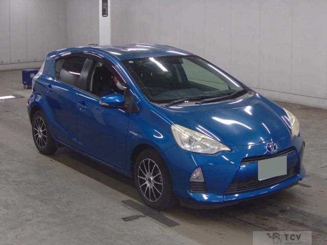 2013 Toyota AQUA