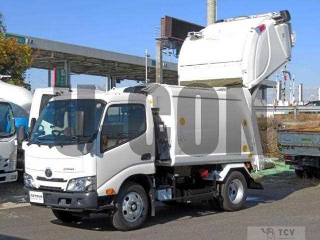2025 Toyota Dyna Truck