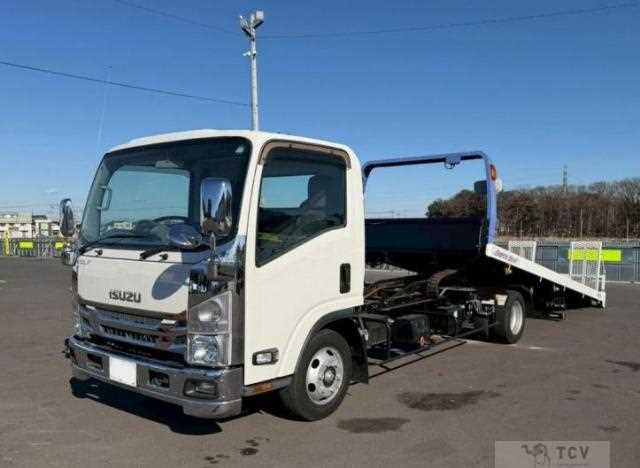 2020 Isuzu Elf Truck