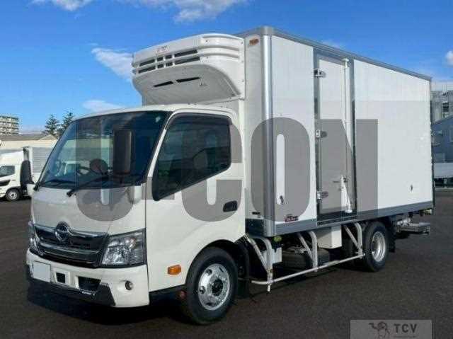 2025 Hino Dutro