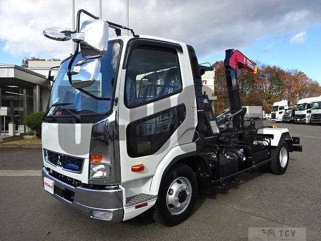 2025 Mitsubishi Fuso Fighter