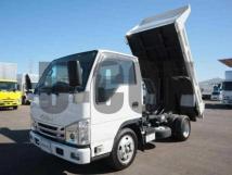 2023 Isuzu Elf Truck