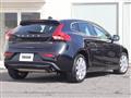 2018 Volvo V40