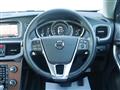 2018 Volvo V40