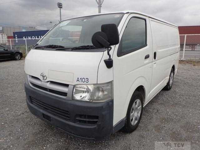2005 Toyota Regiusace Van