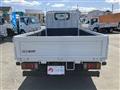 2010 Isuzu Elf Truck
