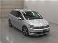 2019 Volkswagen Golf Touran