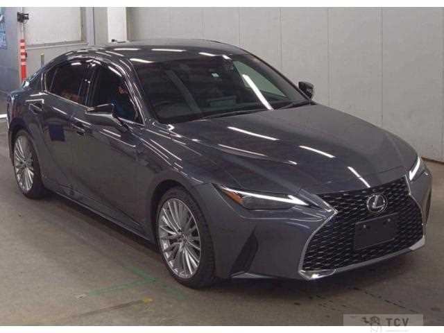 2023 Lexus IS