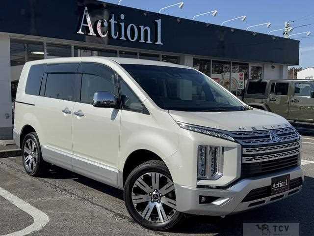 2021 Mitsubishi Delica D5